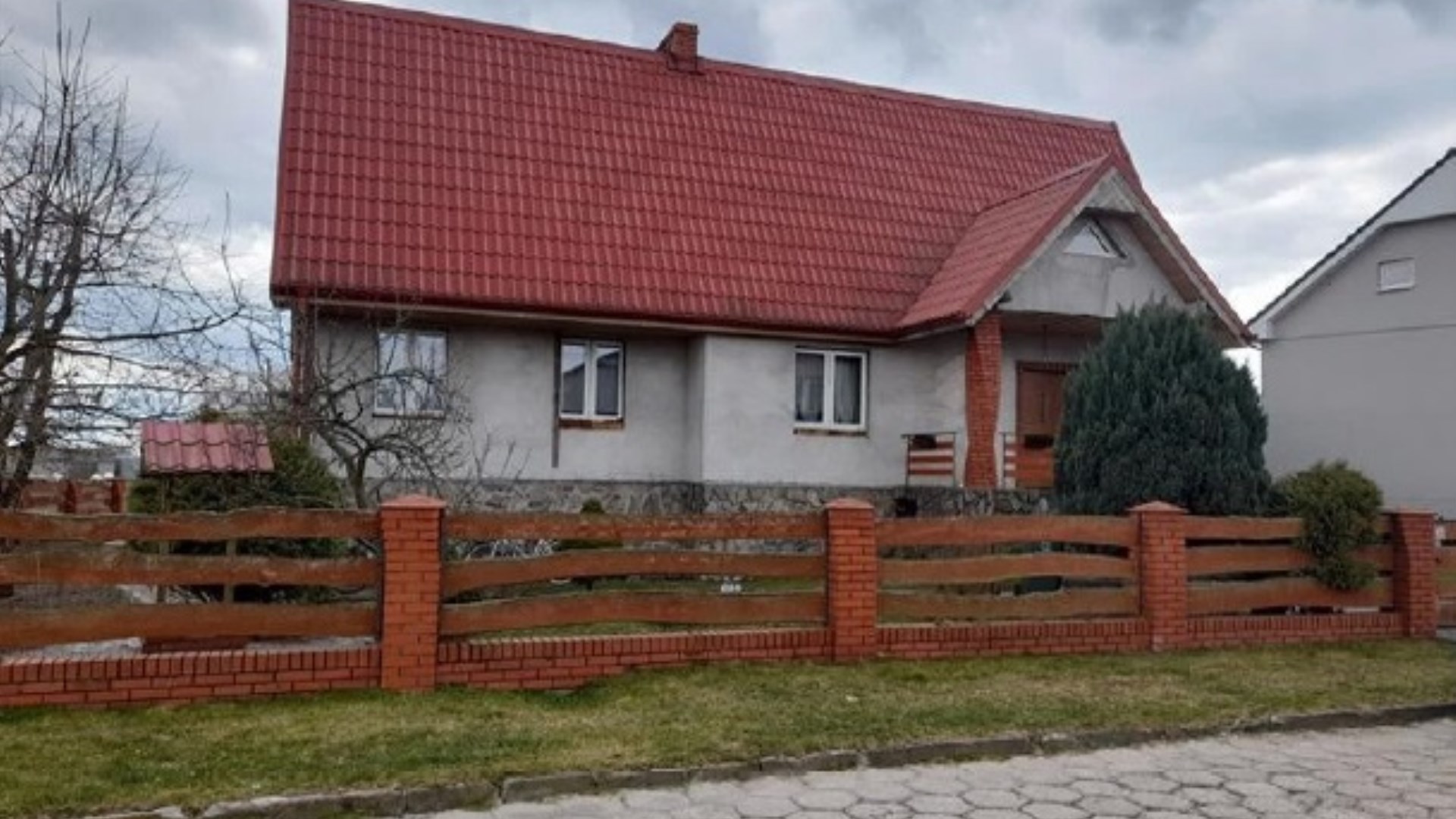 Dom na sprzedaż
