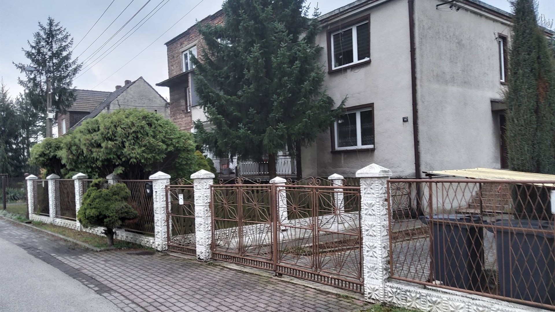 Dom na sprzedaż